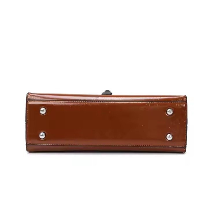Women's Fashion Oil Wax PU Leather Bag Trendy Single Shoulder Crossbody Bag with Large Capacity Tote Bag - Image 4