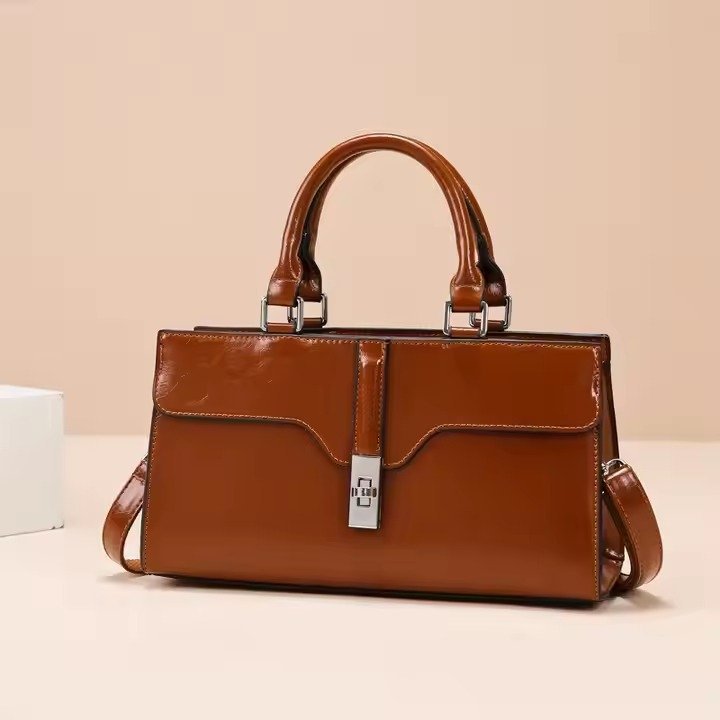 Women's Fashion Oil Wax PU Leather Bag Trendy Single Shoulder Crossbody Bag with Large Capacity Tote Bag - Image 2