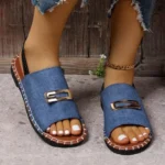 Women Casual Beach Luxury Sandals Lightweight Summer New Fashion Outdoor Flat Sandals Women Open Toe Anti-slip Designer Shoes - Image 3