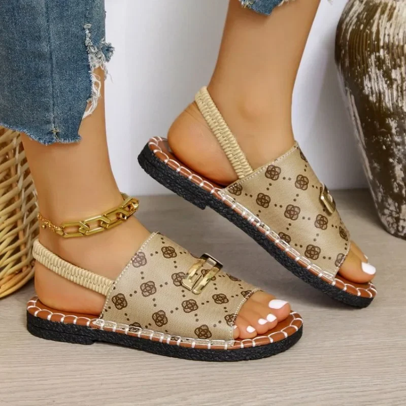 Women Casual Beach Luxury Sandals Lightweight Summer New Fashion Outdoor Flat Sandals Women Open Toe Anti-slip Designer Shoes - Image 2