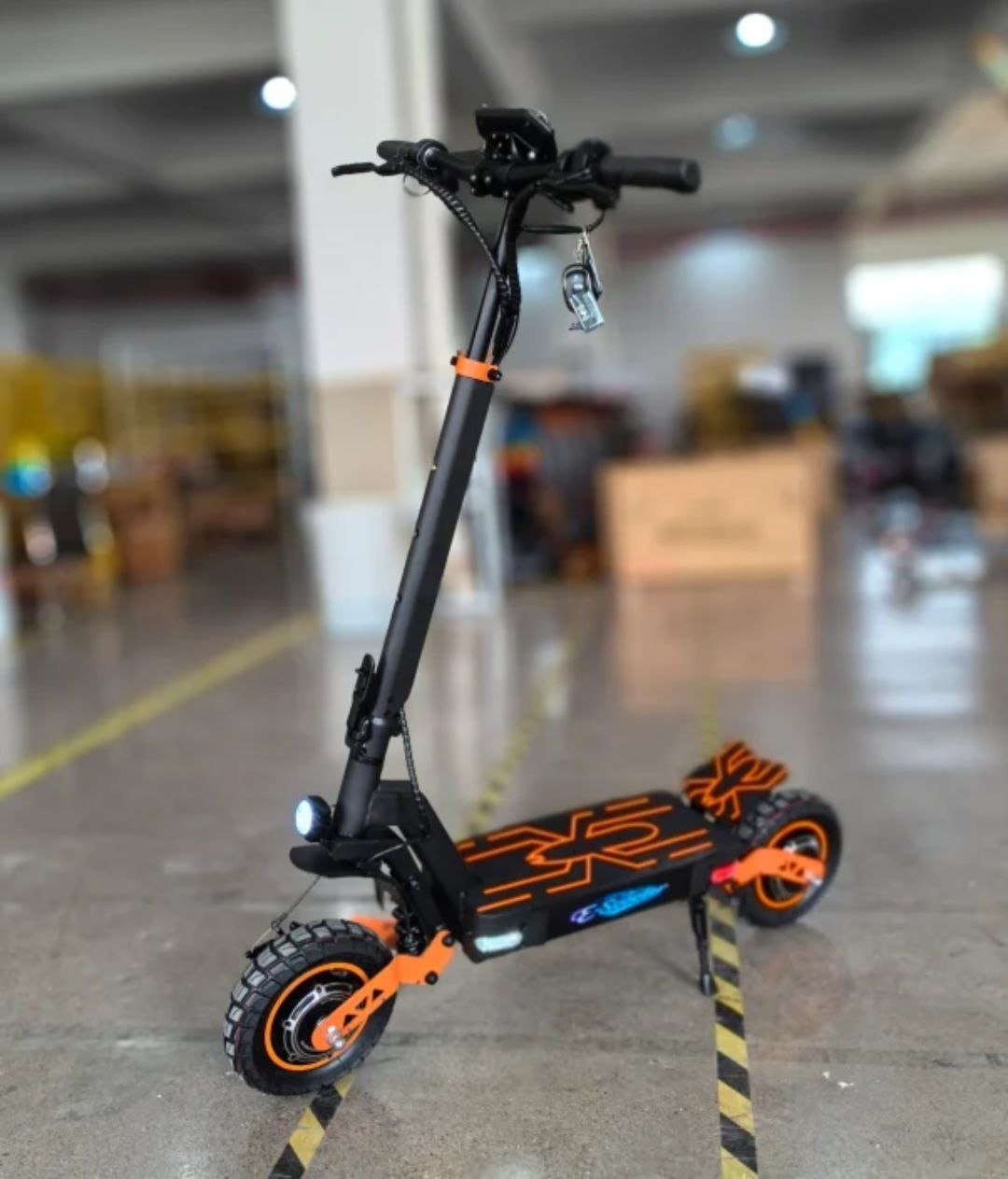 High-Speed 800W Foldable Electric Scooter - Image 4