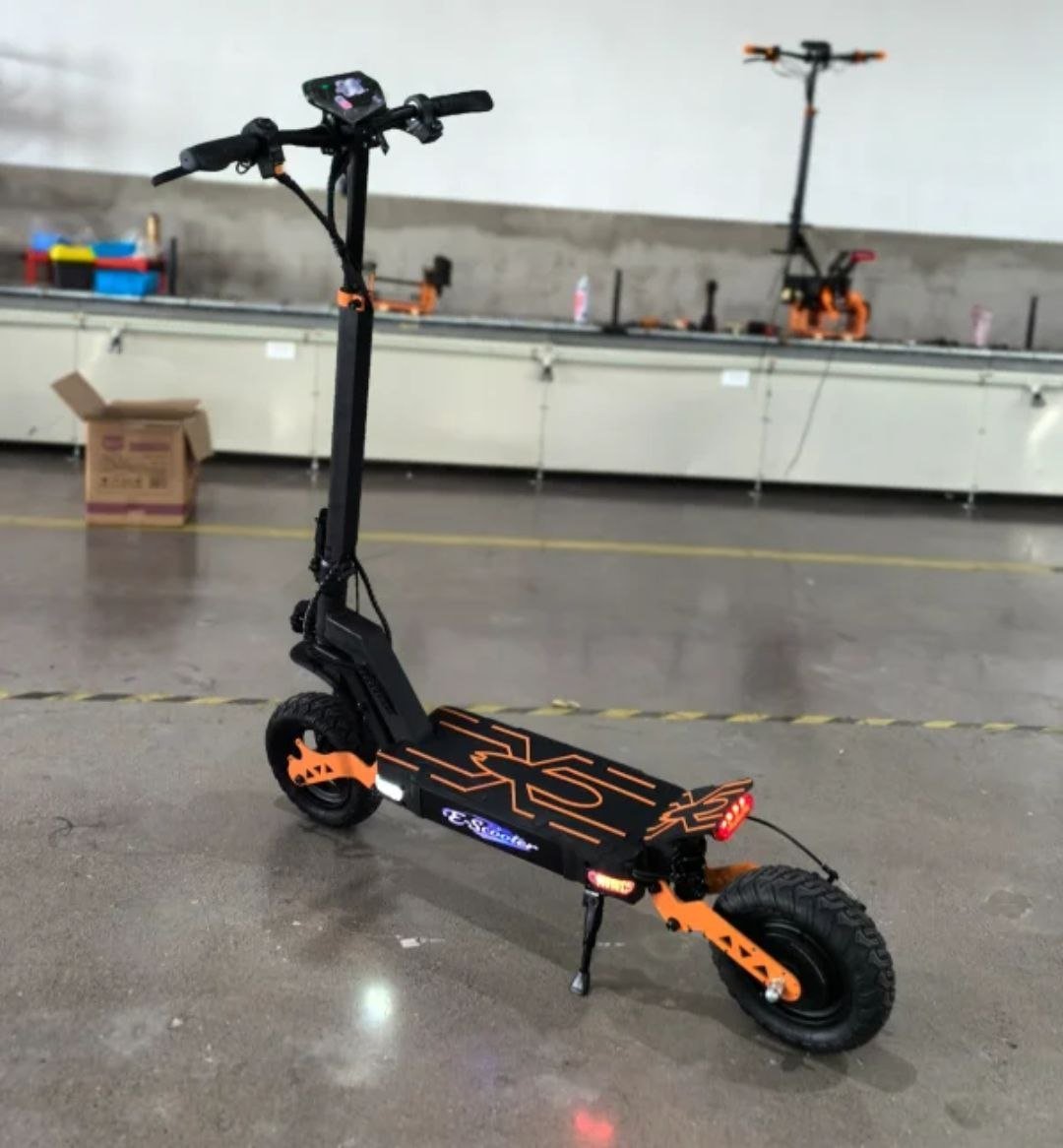 High-Speed 800W Foldable Electric Scooter - Image 2